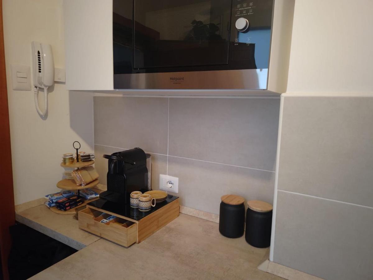 Guazzo Apartment - Self Check-In Parma Exterior photo